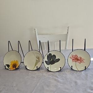 Noritake Set Of 4 ColorWave Stoneware Appetizer Plates Individual Floral Design